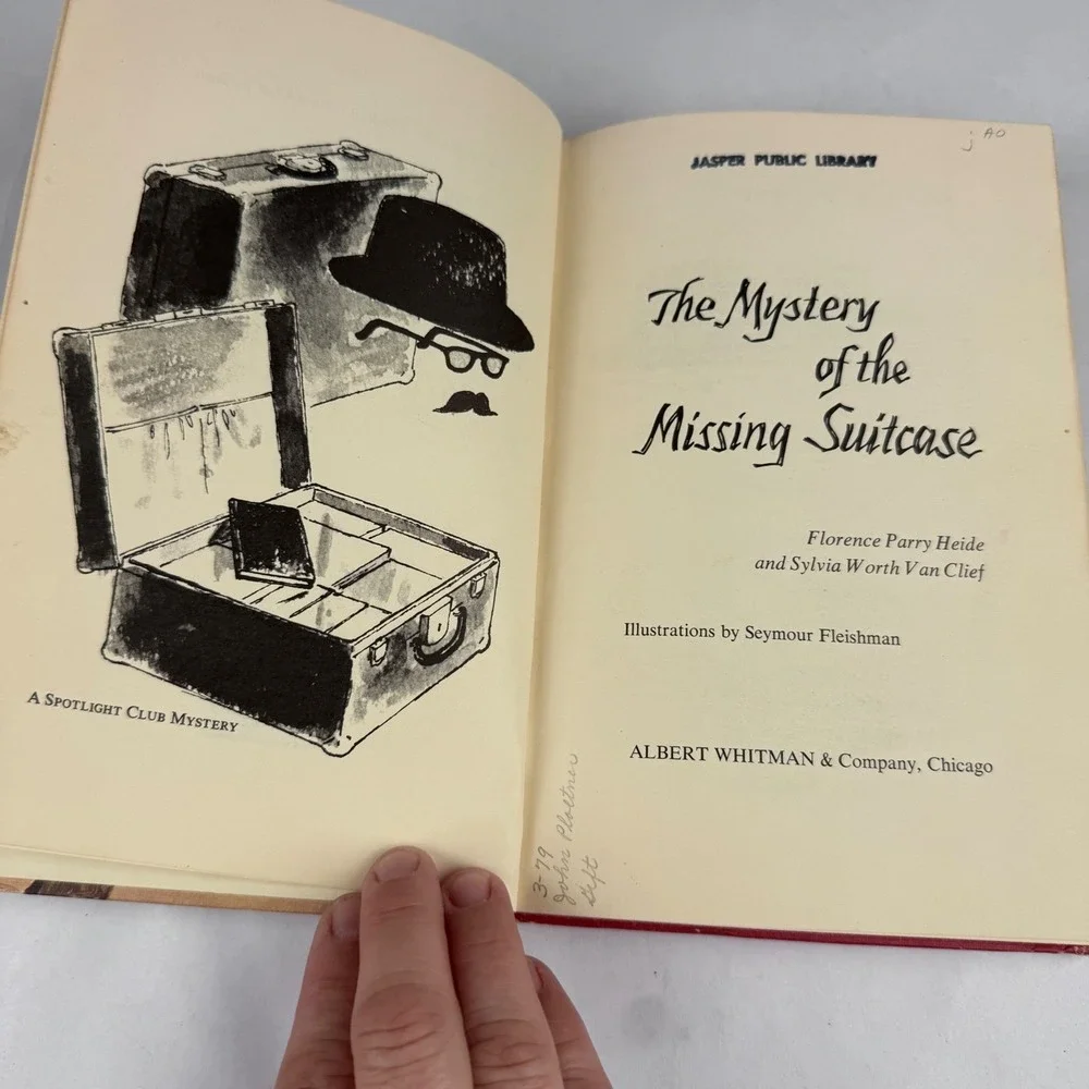 The Mystery of the Missing Suitcase Harback Book 1972 Florence Heide Weekly Read